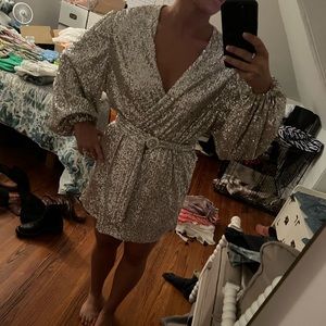 Zara Retrofete Silver Glitter Long Sleeve Wrap Mini Dress with Belt - Large
